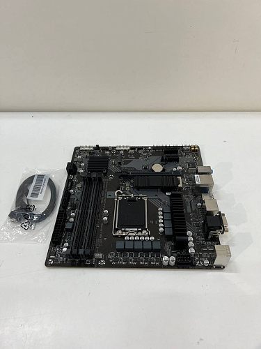 Материнская плата Gigabyte B760M DS3H DDR4 B760 Socket-1700 4xDDR4, 4xSATA3, RAID, 2xM.2, 1xPCI-E16x, 3xUSB3.2, 1xUSB3.2 Type C, D-Sub, 2xDP, HDMI, 2.5Glan, mATX УЦЕНКА
