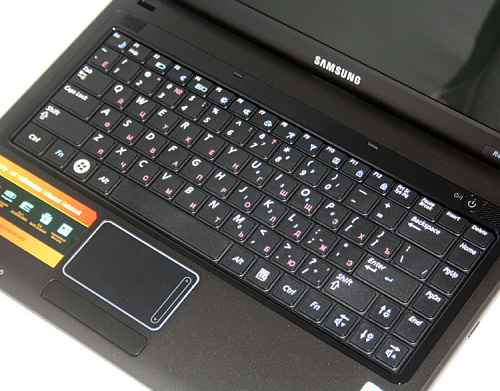 Ноутбук Samsung R418/DA03 T4200/2G/160G/DVD/14.1/WiFi/Dos